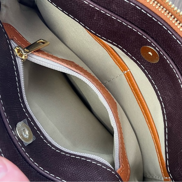 Valentina Triple Compartment Leather Crossbag - Picture 5 of 9